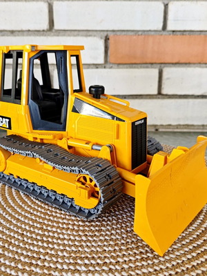 Μπουλντόζα Caterpillar CAT Bruder μεταχειρισμένη, κλίμακα 1:16