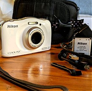 Nikon Coolpix W150 Waterproof / White