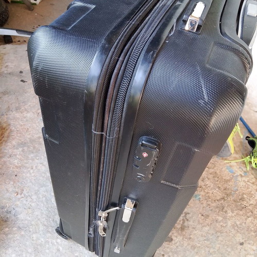 Plastic suitcase used with wheels 70x45x28 black