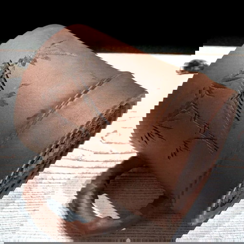 Yixing Zisha teapot new with embossed dragon decoration