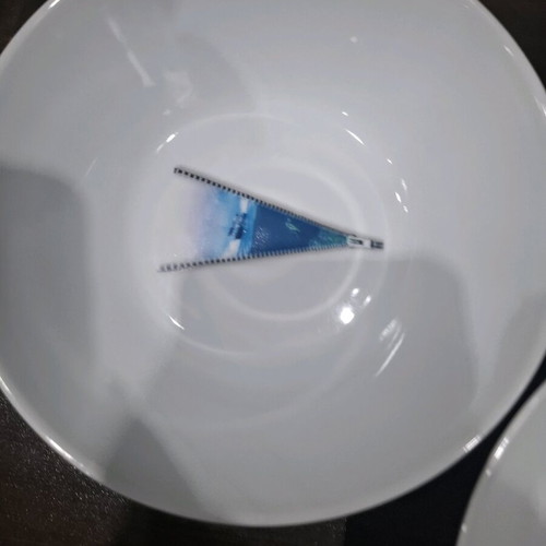 Illusion Fine Porcelain bowl set 2 pieces like new
