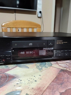 Sony CDP-X222ES CD Player σε άριστη κατάσταση!