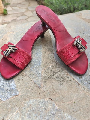 Leather mules GF Ferre red with low heel size 36.5 used