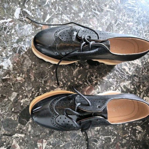 Oxford shoes No 37 like new, DAME ROSE