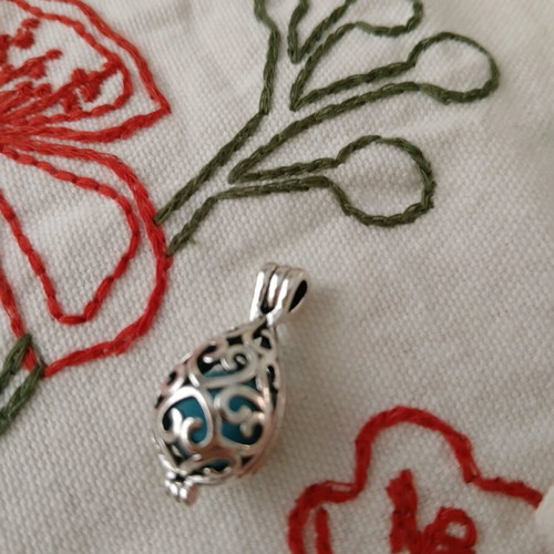 Pendant egg opening new, silver, for amulet