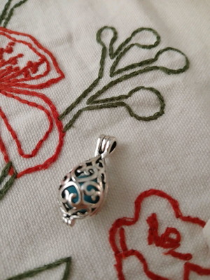 Pendant egg opening new, silver, for amulet