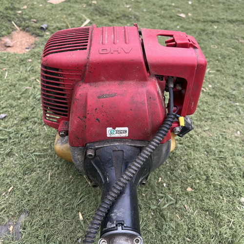 Honda GX31 Brush Cutter used, four-stroke with hole in tank