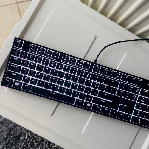 Cooler Master MasterKeys Lite L RGB gaming keyboard used