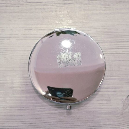 Flamenco pocket mirror used