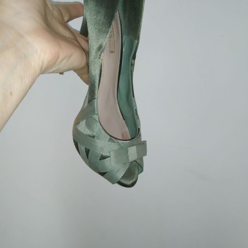 Zara Peep Toe satin pumps used, green, size 38
