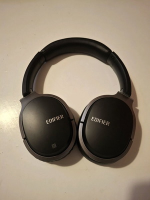 Edifier W830BT wireless headphones like new, complete set