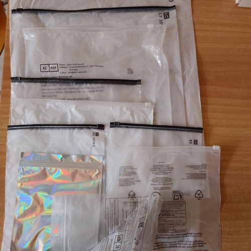 Zip Bags pack of 8 with 2 small gift bags without zip