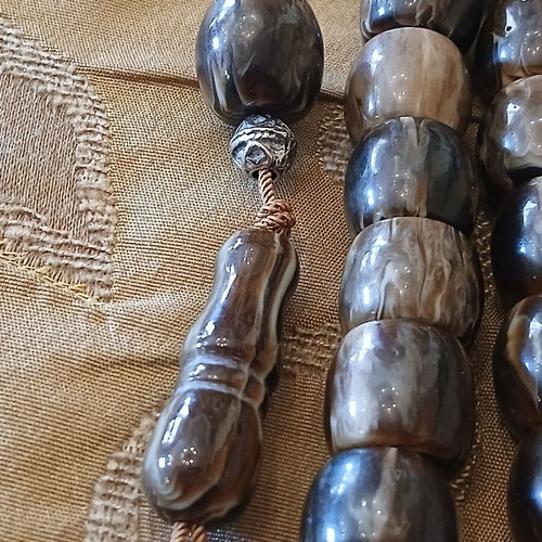 Worry beads used, 1970s vintage bakelite