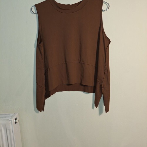 Asymmetric brown blouse like new, size L
