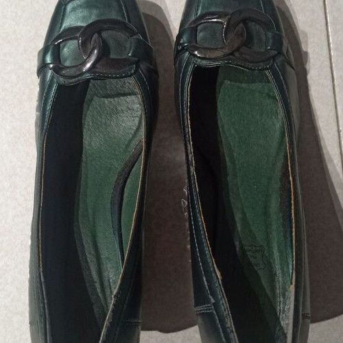 Green platform shoes used No 38 with metal buckle and 8cm heel