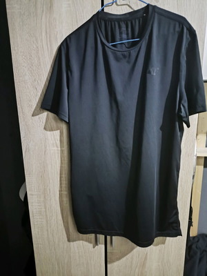 4F Compression t-shirt μέγεθος Medium, καινούργιο, μαύρο