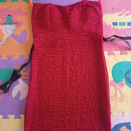 Paranoia medium red dress like new with belt