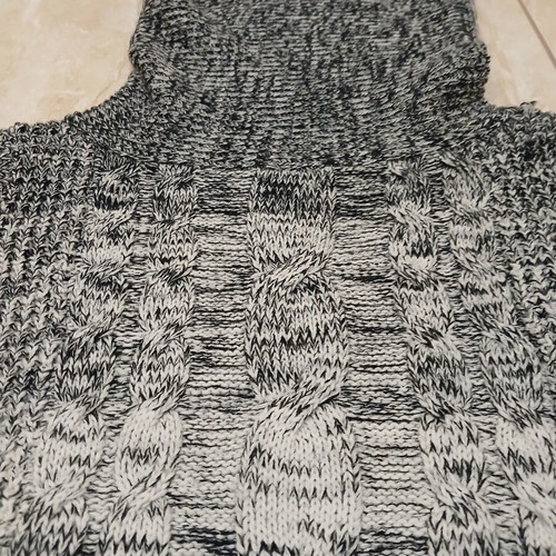 Bertolussi men's knitted turtleneck sweater L like new black and white acrylic
