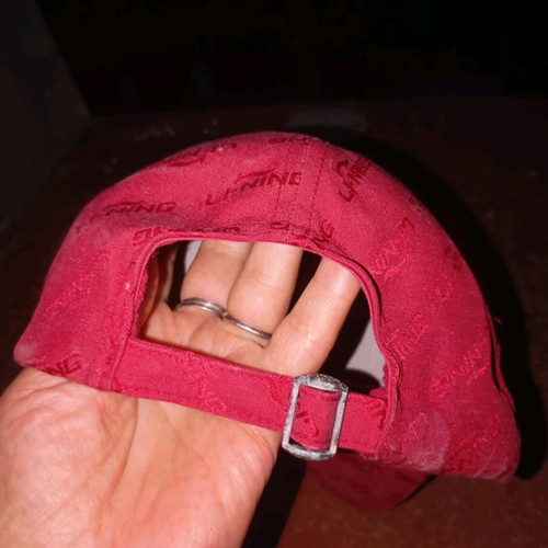 Vintage cap with visor like new, red adjustable size