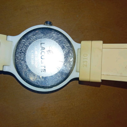 Lacoste unisex watch waterproof like new, white