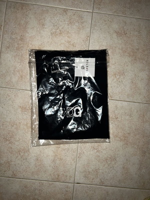 Dolce & Gabbana t-shirt, black, brand new
