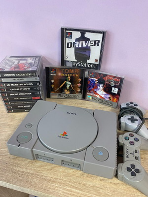 Κονσόλα PlayStation (PS1) SCPH-7502 σαν καινούργια με 13 αυθεντικά παιχνίδια και χειριστήρια