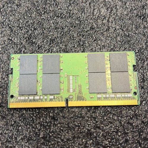 32GB DDR4 Samsung PC4-3200AA SO-DIMM memory like new