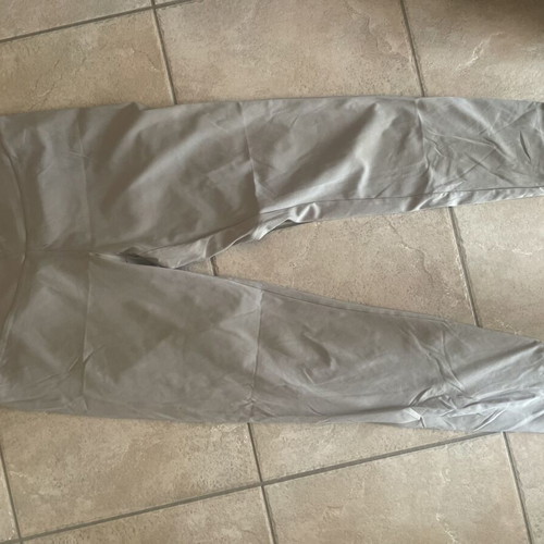 Oysho leggings used, beige