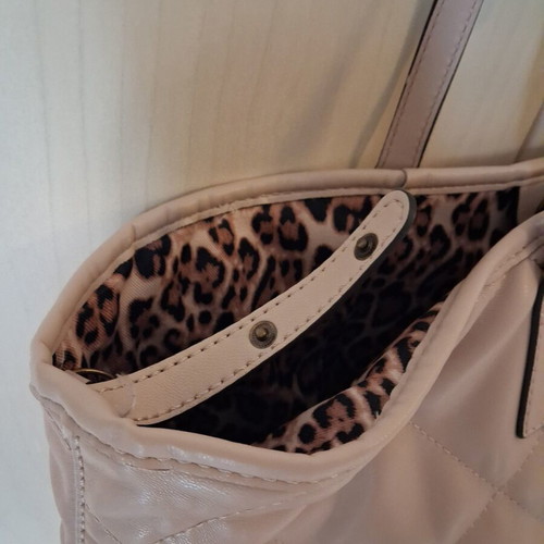 Guess nude pink large shoulder bag used