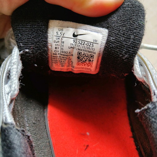 Nike Millennium unisex athletic shoes like new, size 38, gray