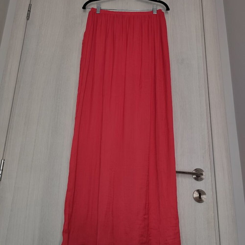 Zara women's maxi skirt like new, red coral, size M