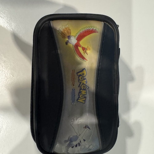 Nintendo case like new with Pokemon design