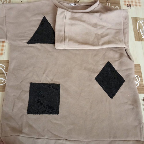 Boxy cotton sweatshirt dress like new in black and beige
