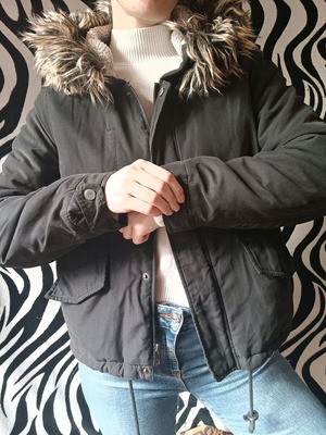 Only jacket like new, size L, green