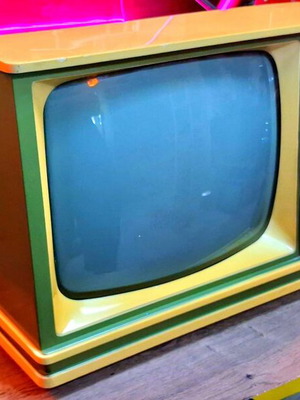 Zenith vintage television like new, fully functional