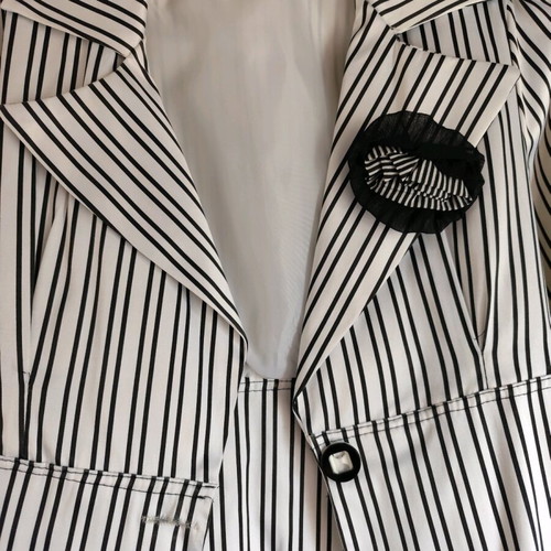 Satin black and white jacket like new, size S