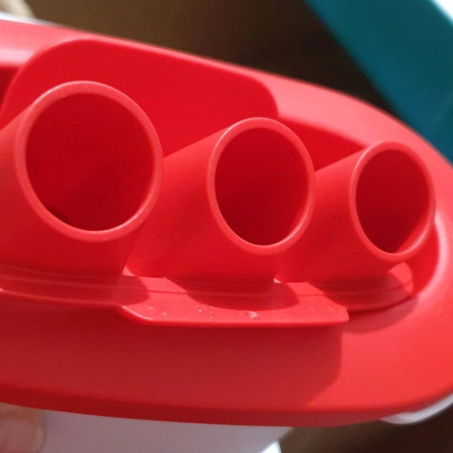 Tupperware Roll Press 630ml new with 4 attachments for cookies