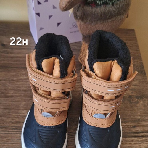 Children's boots new, size 22, insole 12 cm