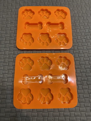 Silicone Paw & Bone Molds new, set of 2, orange