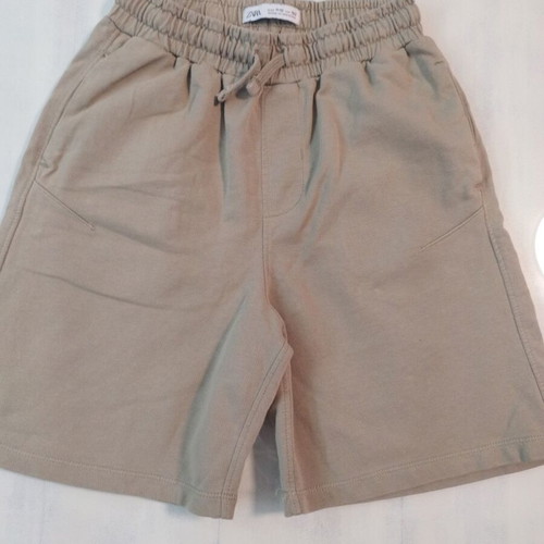 Zara kids bermuda shorts khaki like new, size 152 cm