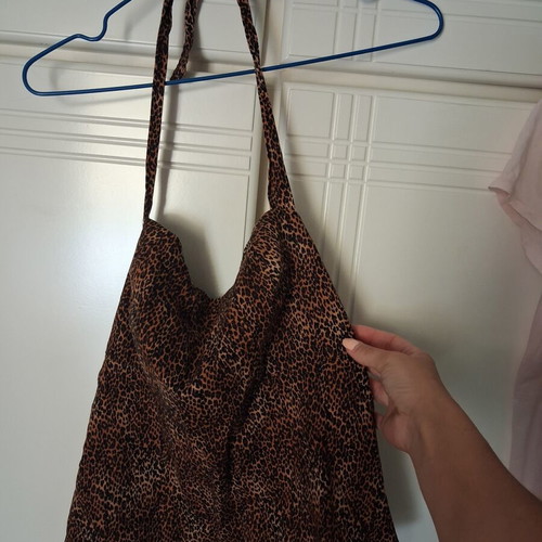 Leopard Print Halter Top like new, brown, size M