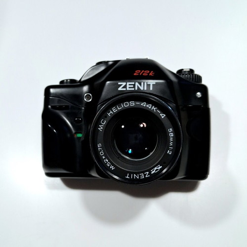 Zenit 212K camera with Helios 44K-4 58mm f2 lens like new