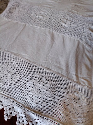 White handmade curtain height 2.10 width 1.10 new