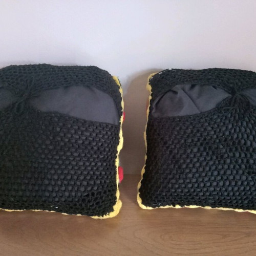 Vintage handmade knitted pillows set of 2 like new