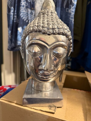 Buddha bust like new heavy construction