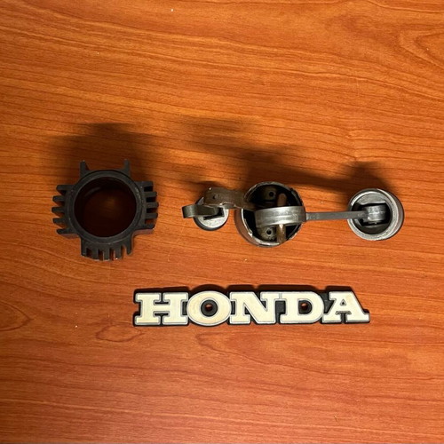 Διακοσμητικά πιστόνια logo Honda σετ μεταχειρισμένο