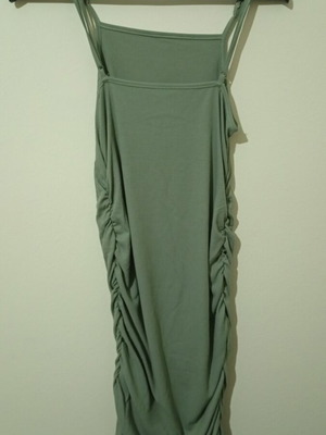Fitted dress with adjustable strap like new, medium size