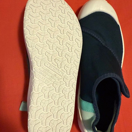 Kids' water shoes Decathlon like new, blue, sizes 32-33