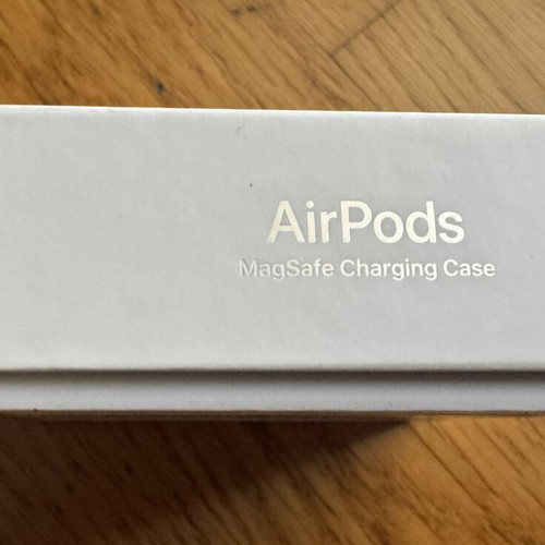 Apple AirPods 3rd Generation with MagSafe Charging Case used