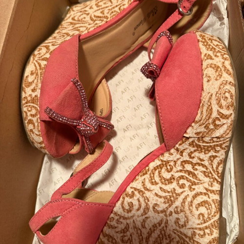 Women's platform sandals used, size 37, pink